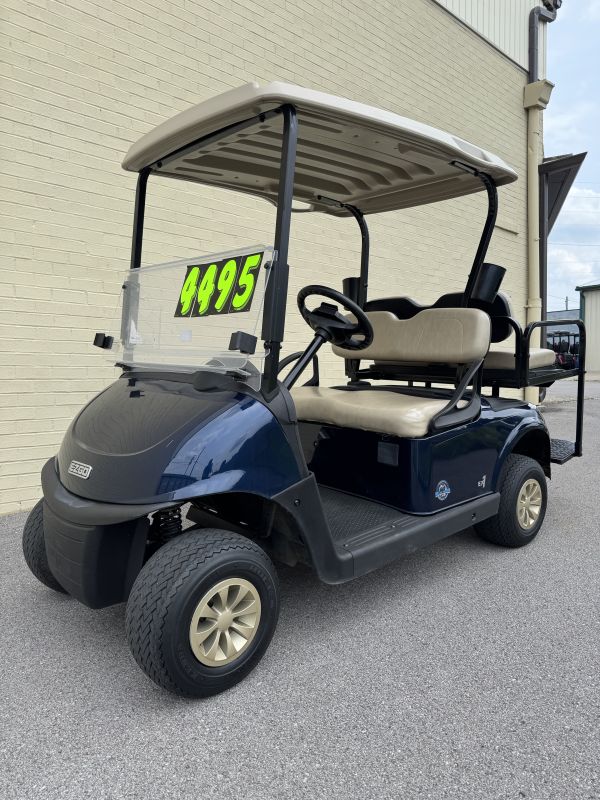 2022 EZGO RXV