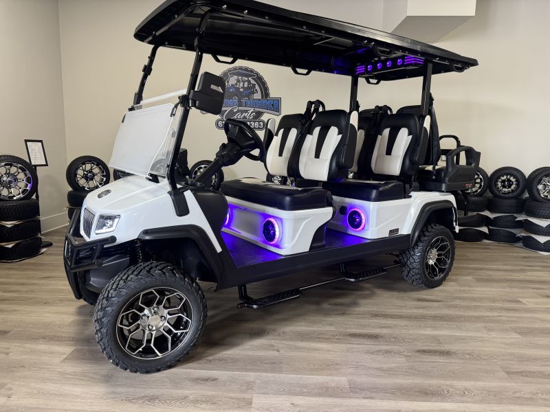 2025 Evolution D5 Maverick  4+2+