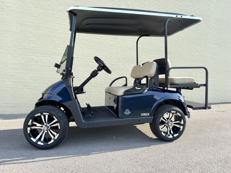 2020 EZGO RXV