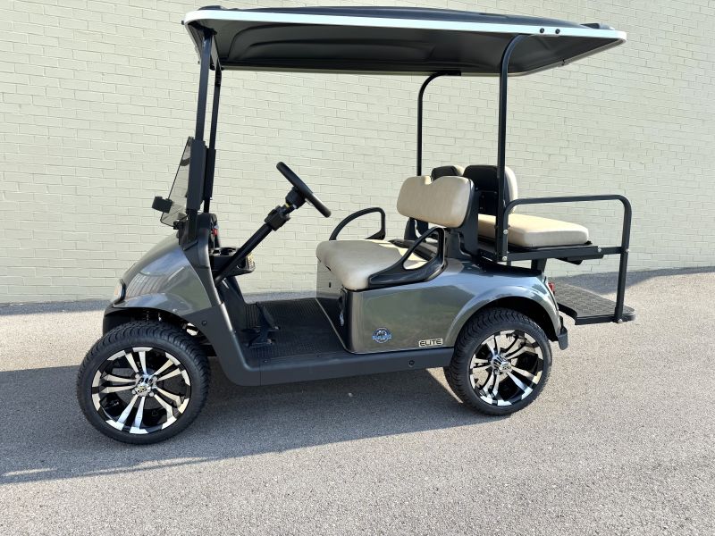 2020 EZGO RXV