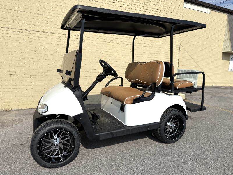 2020 EZGO RXV