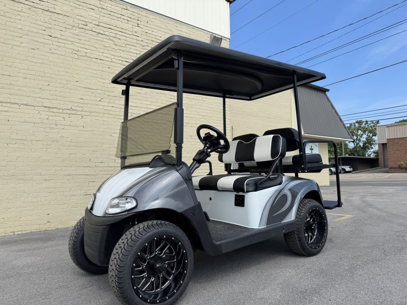 2020 EZGO RXV