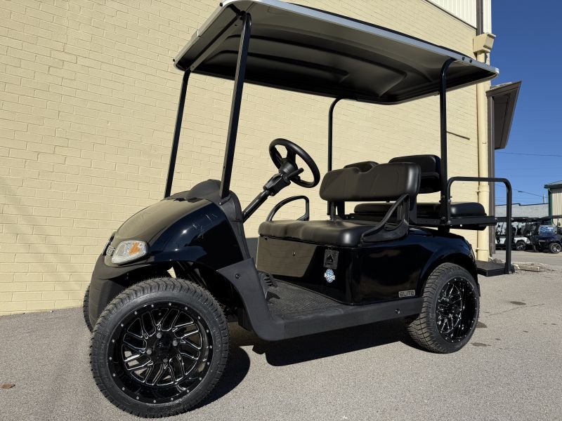 2020 EZGO RXV